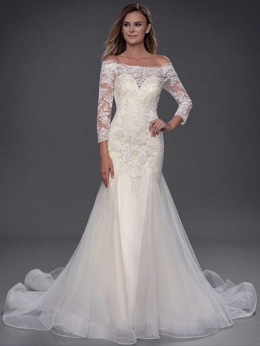 Azazie Evetta Wedding Dress WD6 Diamond White Ecru Lace Mermaid Bridal Gown